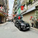 Bán nhà lạc trung, phân lô vỉa hè, ô tô lướt, 63m2, hơn 15 tỷ