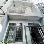 Siêu phẩm tân phú - gần chợ tân hương 40m2 - 3 tầng btct 1 căn ra mặt tiền - hoàn công đu