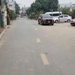 đất đa tốn, vuông vắn nở hậu, ô tô ra vào thoải mái, xây ở hoặc đầu tư đỉnh khi gia lâm lên quận