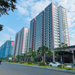 Chính chủ bán căn hộ 96,8m2 tầng trung đẹp - nhìn trực tiếp hồ điều hòa và công viên trung tâm