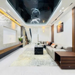 Nhà đẹp phố văn cao, mới full nội thất, ngõ thông, cách ô tô 20m, dt 45m 6 tầng