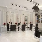 Cho thuê mặt bằng kinh doanh tại tuyến phố văn phòng sầm uất tại trần quốc vượng