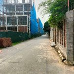 Bán nhanh 50m2 kiên thành- trâu quỳ- gia lâm. ô tô vào đất. cách trục chính ô tô tránh 1 nhà