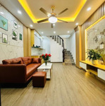 Nhà đẹp phố hồng mai 35m ra mặt ngõ oto - full đồ - sổ vuông phân lô - 6 tầng kiên cố dân xây -