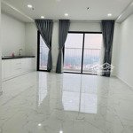 Cho thuê căn hộ 3 phòng ngủ 95m2 charm city 6. 5 triệu/th, tầng cao, nhà mới 100%