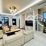 Bán gấp căn villa lô góc đẹp nhất khu kđt starlake tây hồ tây giá cực sốc chưa đến 400 triệu/m2