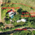 68.000 m2 gồm thổ cư, đất vườn, đất rừng sản xuất bằng phẳng, bám suối to, làm trang trại thì quá