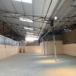 Cho thuê kho, nhà xưởng 26 đường số 8, 35 triệu, 300m2, q7, hcm hot!