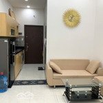 The sun avenue cho thuê căn studio 35m2 full nội thất giá bán 10, 5 triệuiệu - dọn vào ở ngay