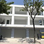 Mặt tiền khủng 18m - giá trị thương hiệu cao - phạm văn đồng, bình thạnh gần sân bay