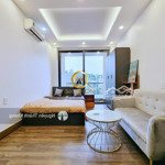 Cho thuê căn hộ studio bancol, full nội thất, rộng 30m2, ngay toà nhà viettell , vòng xoay dân chủ