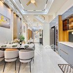 Hơn 7 tỷ xíu. hẻm xe hơi đổ cửa khu phan xích long, phú nhuận. nhà mới đẹp như hình