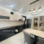 Hiếm! nhà cực đẹp 35m2x6t thang máy. đầy đủ nội thất, cách mặt phố 50m phố văn cao, hoàng hoa thám
