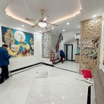 Nhà đẹp bắc từ liêm, 5 tầng mới cứng, full nội thất. gần ô tô, tiện ích công năng đầy đủ