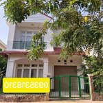 Cho thuê villa biệt thự 6b intresco, gần sông, gần công viên, gần trường bvis 50m, giá 26 triệu