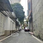 Bán nhanh nhà phố trạm, long biên dt 40m 5 tầng giá 6,2 tỷ ở luôn, ô tô đỗ cổng
