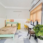 Phòng ban công, tách bếp siêu rộng 45m2 - decor kiểu hàn