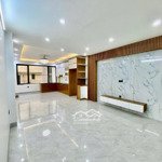 Siêu phẩm nhà đẹp - bồ đề long biên- lô góc -ga ra - thang máy -ô tô vào nhà .dân xây full nội t