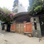 Kẹt tiền bán rẻ nhà sư vạn hạnh, q10 hẻm xe hơi dt 6x40m giá 31 tỷ