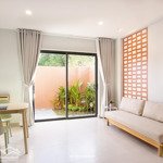 Căn hộ dịch vụ sân vườn đầy đủ nội thất cho thuê tp mới - bình dương