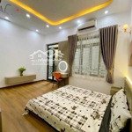 Bán nhà bát khối, long biên 30m2, 4 tầng, 3 ngủ, ngõ 2.5m, ô tô cách 15m - giá tốt 3.7 tỷ