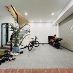 Nhà đẹp an khánh, hoài đức 41m 5 tầng, nhà phân lô oto, trước mặt công viên rất hiếm. giá 7.5 tỷ