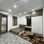 Bán nhà phố trần hữu tước – đống đa, diện tích 44m2x6 tầng thang máy, giá 10.95 tỷ.