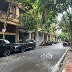 Cần bán nhà phố hoàng văn thái (thanh xuân)dt 75m 2 tầng vỉa hè rộng kinh doanh sầm uất