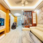 Bồ đề 47m2 5 tầng mt 4.5m ô tô vào cách hồ 10m nhà đẹp sẵn, sổ đỏ nở hậu thoáng trước sau