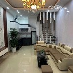 Bán căn nhà đại từ. diện tích: . 40m2.mặt tiền4m. 5 tầng. giá bán. 7 tỷ.