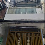 Bán nhà cmt8, q10, 32m2, giá 4,8 tỷ tl