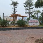 Rẻ-đắc địa! nhà view hồ, công viên lâm hạ bồ đề dt 112.5m2, mt6,6m ô tô tránh chỉ nhỉnh 30 tỷ xíu