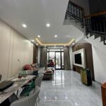 Nhà 3 tầng đẹp kđt mỹ gia, nha trang, gần trục võ nguyên giáp, nội thát mới đẹp.