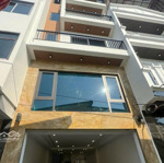Bán nhà 6 tầng phố trạm full nội thất ô tô đỗ cổng chỉ hơn 5 tỷ
