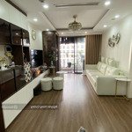 Bán căn hộ 3 pn 95m2 sunhine garden giá chỉ 6ty650 full đồ,có sổ - e cường 0976044111