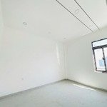 Bán nhà mới đường oto - vĩnh ngọc- 79,5m- đã hoàn công