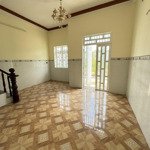 Nhà nguyên căn 120m2 cho thuê với 2pn 2wc