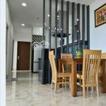 Bán gấp căn hộ giá tốt nhất, 3.95tỷ, full nt đẹp, dt 105m2 , 2pn, 2wc, sổ hồng công chứng ngay..