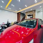 Siêu phẩm 6 tầng thang máy, ô tô, vỉa hè, mặt phố lộc, bắc từ liêm 40m2 giá 15.8 tỷ