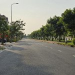 Bán lô góc 2 mặt tiền đường đặng như mai, xd 7 tầng.