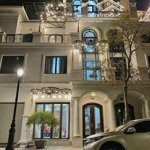 Cho thuê biệt thự xa la hà đông 400m2