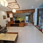 Cho thuê biệt thự villa park, 4 phòng ngủ 3 vệ sinh 198m2, full nội thất, đ. bưng ông thoàn, quận 9