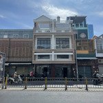 Bán nhà siêu hiếm mt nguyễn thị nhỏ, quận 11, dt 7.7x18m 2 tầng hđt 150tr / tháng giá 30 tỷ