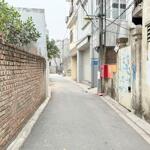 Chị gái cần bán gấp mảnh đất thổ cư hai mặt thoáng tại trung tâm tổ 12 phường thạch bàn, long biên