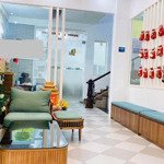 Bán nhà phân lô phố liên cơ, huy du, gần nguyễn cơ thạch nam từ liêm 105m 4t mt 7m giá 33.8tỷ.