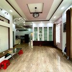 Bán nhà 154 m2 tại linh đông sát phạm văn đồng, thủ đức 3 tầng