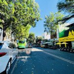 Xuất ngoại bán rẻ biệt thự view sông kdc tân quy đông, p. tân phong, q7 dt 12x20m, 3 tầng giá 37ty