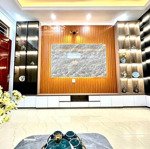 Bán nhà đẹp nghĩa tân 41m - ngõ thông gần phố - oto - nội thất đẹp - an sinh tuyệt vời