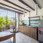 Căn hộ duplex sân vườn, gác cao full nội thất, giặt sấy riêng, nhà mới đầy đủ tiện nghi