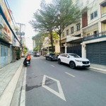 Siêu vị trí! góc 2 mặt tiền khu vip lam sơn - bán gấp biệt thự cổ 200m2 - ngang 18m giá 38 tỷ